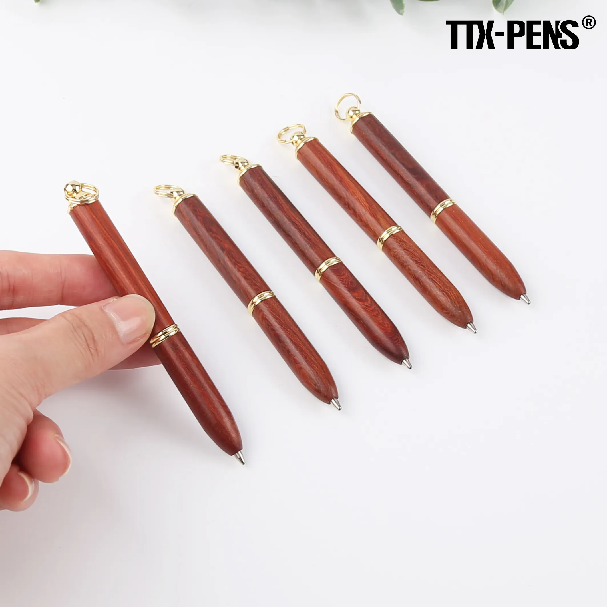 TTX ปากกาโลโก้แกะสลักขนาดเล็กทำจากโลหะหรูหราปรับแต่งโลโก้ได้ตามต้องการปากกาเจลทำจากไม้