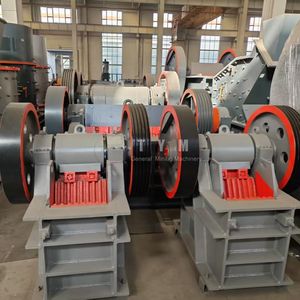 Concasseur à mâchoires pour usine <span class=keywords><strong>de</strong></span> traitement du minerai d'or à intégrer au <span class=keywords><strong>circuit</strong></span> <span class=keywords><strong>de</strong></span> broyage par broyeur à billes - Product Image 3