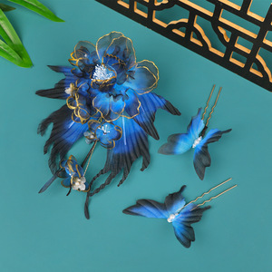 Diseño original, alas de mariposa con degradado oscuro hechas a mano con estampado en lámina dorada, tocado Hanfu, accesorio para el cabello con detalles en caliente. - Product Image 1