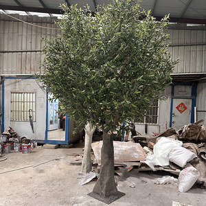 Bonsai Artificiale Personalizzato in Fibra <span class=keywords><strong>di</strong></span> Vetro, <span class=keywords><strong>Pino</strong></span> Podocarpus <span class=keywords><strong>di</strong></span> Benvenuto, 200cm, Durevole, Ecologico, Aspetto Naturale, per Interni ed Esterni, Pianta per Hotel - Product Image 2
