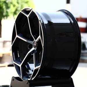 Jantes forgées HTOR 19 20 21 22 pouces 5x112 5x120 Noir brillant avec face usinée pour M5 RS6 Model <span class=keywords><strong>S</strong></span> Plaid Huracan GT - Product Image 3