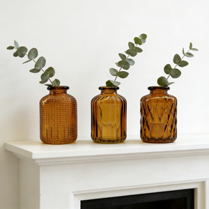 Vase en verre ambré texturé, mini vase à fleurs, style apothicaire vintage, centre de table de mariage, décoration intérieure - Product Image 1