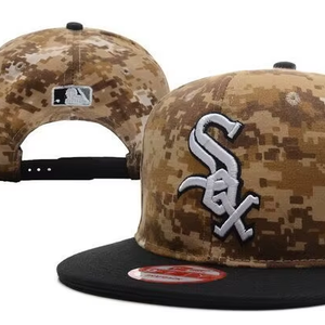 Cappellino da Baseball Stile Chicago Ricamato da Uomo in PVC con Visiera Piatta a 6 Pannelli, Chiuso e Aderente - Product Image 3