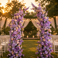 J-H084 Arche de fleurs artificielles colorées en gros pour mariage, arche florale rose en soie, arrangement floral en forme de corne