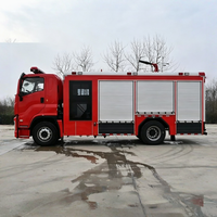 Camion de lutte contre les incendies diesel personnalisé à 10 roues, 12m3, eau, mousse, poudre sèche, véhicule de sauvetage pour la station de pompiers d'Asie
