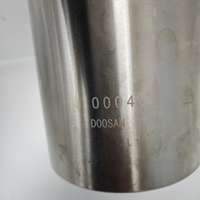 Douille de cylindre moteur Doosan DE12TIS / DE12TI / DE12T 65.01201-0072 (65.01201-0311), taille standard 123 mm