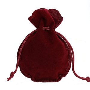 Sac en velours personnalisé 7*9cm avec cordon de serrage, noir/rouge, pour bijoux, emballage cadeau mariage/Noël - Product Image 5