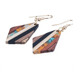 Pendientes de Resina y Madera Pulida Hechos a Mano, Coloridos, Ligeros, Joyería de Diseño Antiguo, Imitación, para Regalos de Boda - Product Image 1