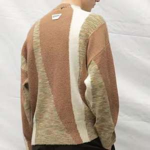 Suéter de moda de manga larga con cuello redondo personalizado, suéter de punto borroso, suéter de Jersey para hombres - Product Image 4