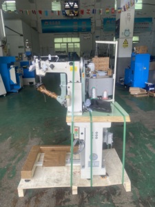 Mesin Jahit Sepatu Tipe Duduk QF-668MA untuk Menjahit Sol - Product Image 6