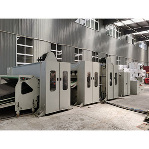 Fully Automatic Nonwoven Velour <strong>Tuffted</strong> Carpet Making <strong>Machine</strong> Polyester Carpet Blanket Needle Punching <strong>Machine</strong> - Product Image 2
