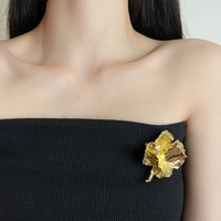 Bros Logam Baru untuk Wanita Bros Bunga Mawar Tidak Beraturan Aksesoris Sweater Mantel Jas Perhiasan Hadiah