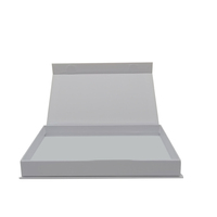 Boîte cadeau rigide en forme de livre, fermeture magnétique blanche, pliable, impression en relief, pour l'emballage postal et la présentation de cadeaux