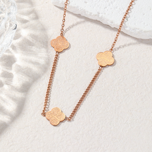 Collier en acier inoxydable PVD avec inscription Sabr <span class=keywords><strong>Shukr</strong></span> Tawakkul (Patience, Gratitude, Confiance) - Bijou de mode musulman islamique arabe - Cadeau de l'Aïd - Product Image 4