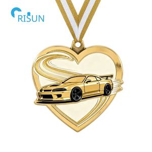 Drapeaux à damier <span class=keywords><strong>F1</strong></span> Automobile Race Car Motor Racing Vehicle Car Karting Racer Award Médaillon Médaillon Médailles de voiture de course personnalisées - Product Image 2