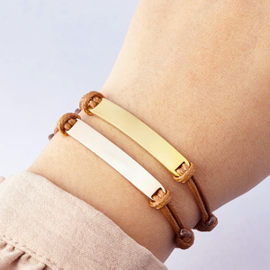 <span class=keywords><strong>Bracciale</strong></span> Personalizzabile <span class=keywords><strong>con</strong></span> <span class=keywords><strong>Incisione</strong></span> Logo ID in Acciaio Inossidabile <span class=keywords><strong>Argento</strong></span> e Oro 18k <span class=keywords><strong>con</strong></span> Targhetta Rettangolare Vuota da Incidere e Charm Macramè - Product Image 5