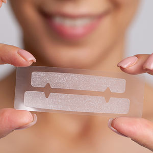 Bandes personnalisées de blanchiment des dents 3% HP 7/14/21 Formule de traitement au peroxyde Résultats instantanés Sans résidus Usage domestique Vente en gros - Product Image 3