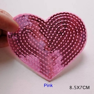 8 Patter lentejuelas corazón rojo hierro en parche pegatinas DIY tela varios colores corazón lentejuelas apliques bordado artesanía insignia parche - Product Image 3