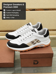 Nouvelles baskets de luxe en cuir blanc pour hommes et femmes – Chaussures de marche de haute qualité - Product Image 1