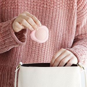 Многофункциональная дорожная расческа-подушка 2-в-1 с мягкой щетиной, портативная, компактная, карманная, с мини-складным зеркалом - Product Image 6