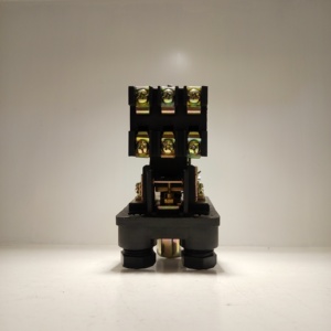 Interrupteur de contrôle de pression de <span class=keywords><strong>compresseur</strong></span> <span class=keywords><strong>d</strong></span>'<span class=keywords><strong>air</strong></span> à quatre voies à sens unique AC220V AC380V pour MC-7 de <span class=keywords><strong>compresseur</strong></span> <span class=keywords><strong>d</strong></span>'<span class=keywords><strong>air</strong></span> - Product Image 5