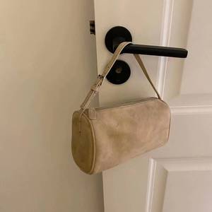 Cylindrical Suede Shoulder Bag With <strong>Gold</strong> Zipper and Adjustable Strap, <strong>Small</strong> Barrel <strong>Handbag</strong> for Daily Casual Use - Product Image 3