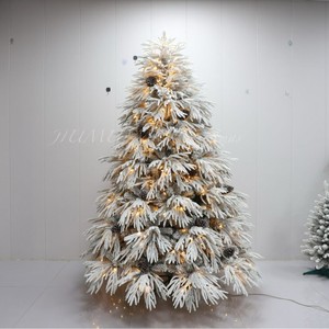 <span class=keywords><strong>Sapin</strong></span> de Noël haut de gamme en PE crypté, blanc, type Balsam d'Amérique du Nord, avec lumières, effet neige et cônes de pin artificiels réalistes - Product Image 5