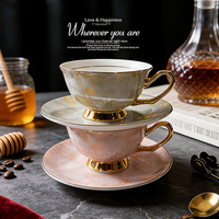 Ensemble de tasses à café et soucoupes en porcelaine fine de style européen et britannique, luxe léger, avec théière ornée d'or - Cadeau idéal dans un coffret cadeau