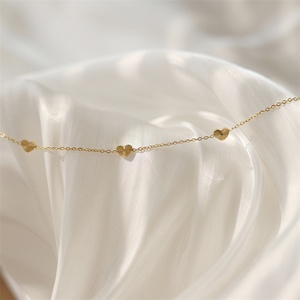 Collar de Cadena con Eslabones de Acero Inoxidable Chapado en Oro con Colgante de Corazón, Joyería Popular - Product Image 6