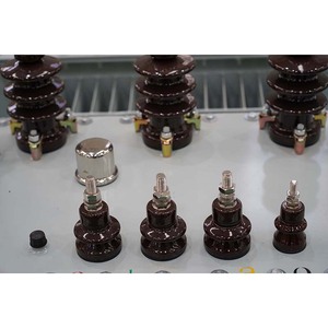 Transformador de Potencia Trifásico de Alta Tensión Sumergido en Aceite de 800 kVA, 1600 kVA y 450 kVA para Venta al por Mayor y al por Menor - Product Image 3