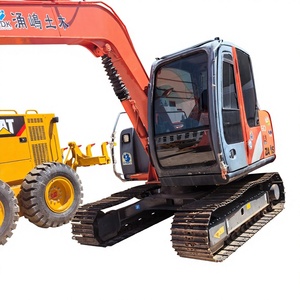 Excavadora Usada Hitachi 60 ZX60 Original de 6 Toneladas Fabricada en Japón con Caja de Cambios y Bomba, Bajo Consumo de Combustible, Fácil Mantenimiento - Product Image 1