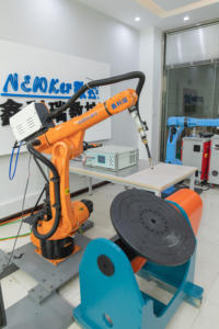 La Chine a fait 5kg-80kg bras de <span class=keywords><strong>robot</strong></span> de soudage de fraisage de charge de jeu 6 axes avec le kit de contrôleur de <span class=keywords><strong>robot</strong></span> pour industriel - Product Image 4