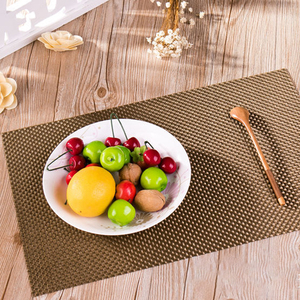 Napperons de table en PVC tressé, écologiques, métalliques, ajourés, dorés, résistants à la chaleur et antidérapants, vente directe usine - Product Image 1