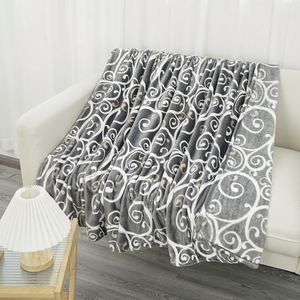 Couverture simple couche au design personnalisé, couverture jumelle douce et confortable, couverture flanelle floue pour lit, canapé - Product Image 2