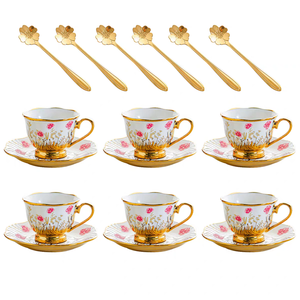 Set Tazza e Piattino <span class=keywords><strong>Vintage</strong></span> con Decorazioni Floreali e Bordo Dorato, Ideale per Casa e Regalo - Product Image 5