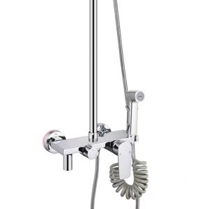 Sistema de <span class=keywords><strong>ducha</strong></span> de lluvia de latón cuadrado <span class=keywords><strong>italiano</strong></span>, juego de grifo mezclador de <span class=keywords><strong>ducha</strong></span> de latón cromado cuadrado con mano - Product Image 4