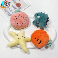 Ensemble de broches en peluche dinosaure fruit, huit styles, badges brodés, OEM ODM, vente en gros personnalisée en vrac