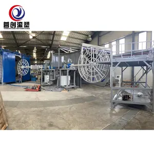Plastic cooler box mould and carrousel rotomolding machine