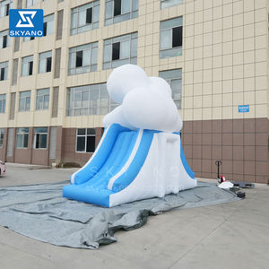 Glissière gonflable avec la sculpture gonflable d'artiste de glissière de nuage de lumière de LED - Product Image 3