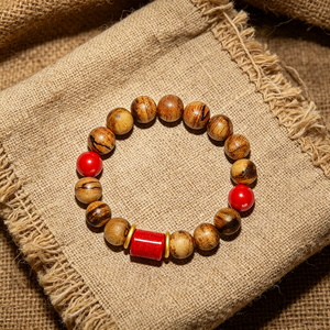 Bracelet vintage bouddhiste en bois d'agar naturel et cinabre, perles en forme de papillon, cadeau unisexe pour l'exorcisme et la protection contre le mal - Product Image 3