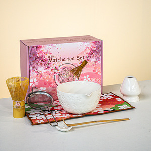 Ensemble de thé matcha 7 pièces, bol <span class=keywords><strong>à</strong></span> matcha en céramique rose avec bec verseur, fouet en bambou, support pour fouet, cuillère, tamis, ensemble cadeau fleur de cerisier - Product Image 6