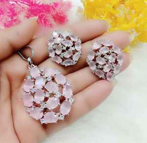 Beautiful Premium Quality American Diamond Stone Work Pendant With Tops Party Wear Premium Design Jewellery Handmade - Product Image 3