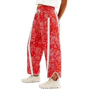 Pantalon de survêtement ample et large pour femme, taille haute élastique avec cordon de serrage, imprimé, idéal pour l'entraînement - Product Image 1