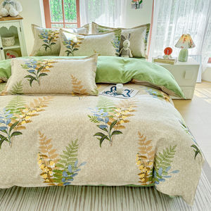 Parure de lit 4 pièces en polyester 115 GSM, imprimé floral coloré, housse de <span class=keywords><strong>couette</strong></span> et taies d'oreiller pour toutes les saisons - Product Image 4