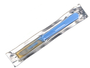 SCALPÉL DE MÉDICHEUR JETABLE AVEC MANCHE EN PLASTIQUE POUR DERMAPLANING - Product Image 4