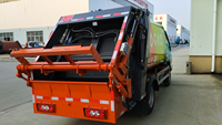 Camion compacteur de déchets Foton Forland personnalisé 4X2 à haute compression, moteur diesel manuel de 5,8 m, pompe à moteur diesel efficace