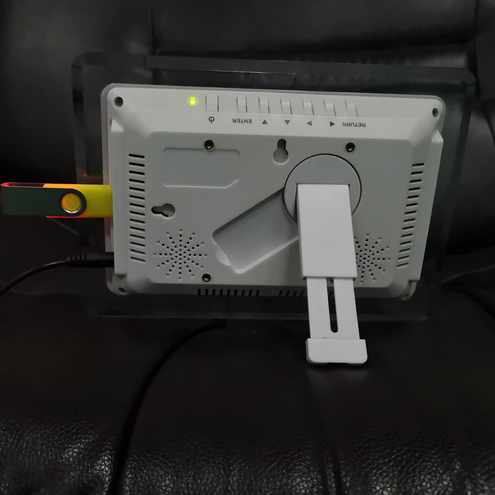 digital picture frame wifi