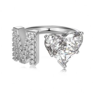 Bague Initiale Dylam A-Z pour Femme, Empilable et Ajustable, Zircon Cubique 5A, Lettre M Cœur, Bagues en Or 18K, Bijoux de Demoiselle d'Honneur - Product Image 1