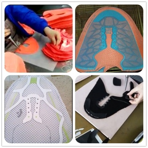 Máquina de moldeo en frío y prensa caliente apilada lado a lado con sistema controlado por PLC de 10,8 kW () - Product Image 6