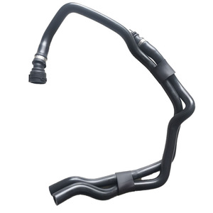 Manguera de refrigerante Mercedes-Benz de 800 mm de caucho con 5 mm de espesor de pared para reemplazo y reparación - Product Image 3
